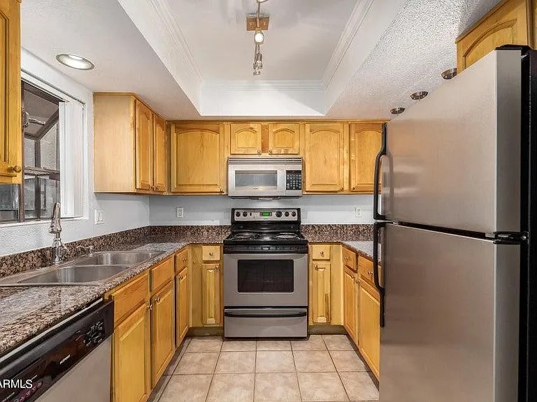 3420 W Danbury Dr #C113 — Photo 3