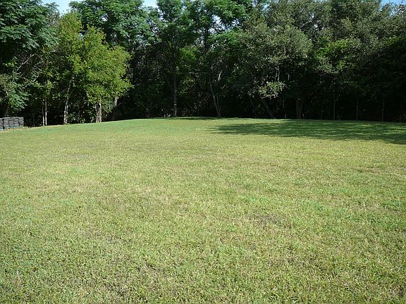2nd image of 9200 Marymont Park