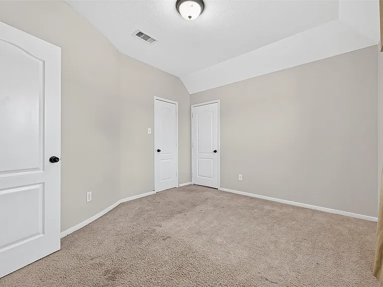 9735 Lansing Meadows Dr — Photo 33