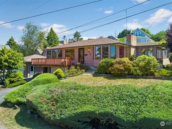 210 Rose Street, Port Townsend, WA 98368