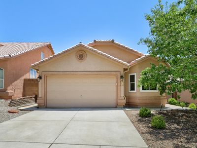 7152 Elk Creek Rd NE, Albuquerque, NM, 87113