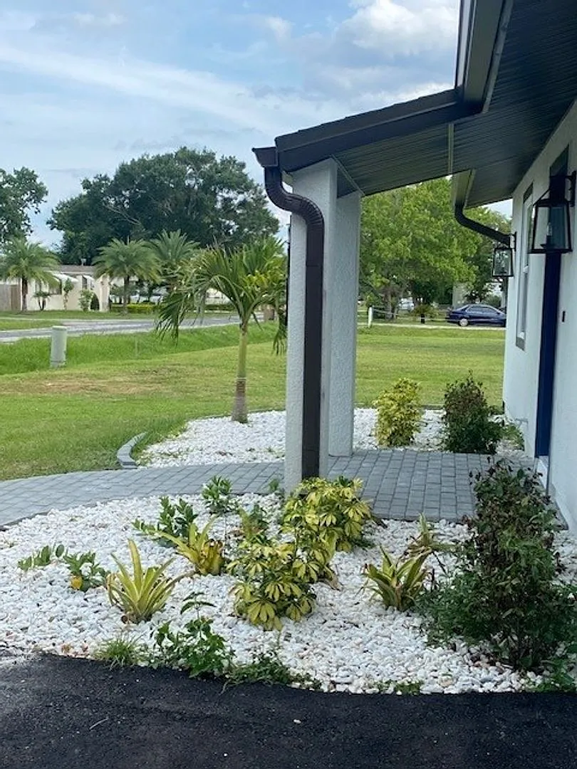 Chic 1-Bedroom Retreat in Prime Kissimmee Location Comfort, Style & Convenience! — Photo 2
