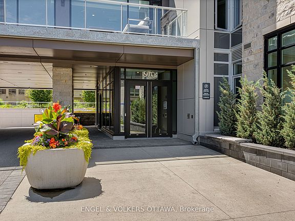 2nd image of 570 De Mazenod Ave #308