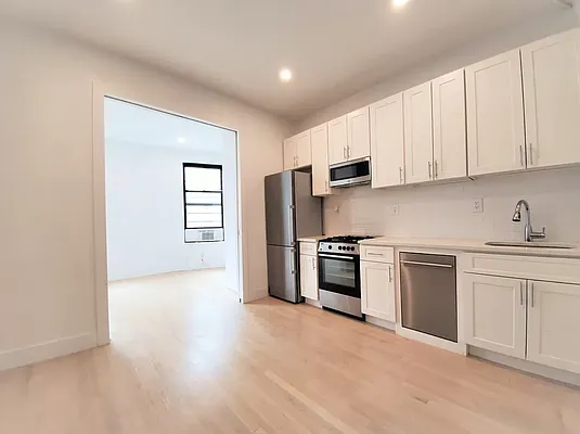 Rented by REAL New York | media 8