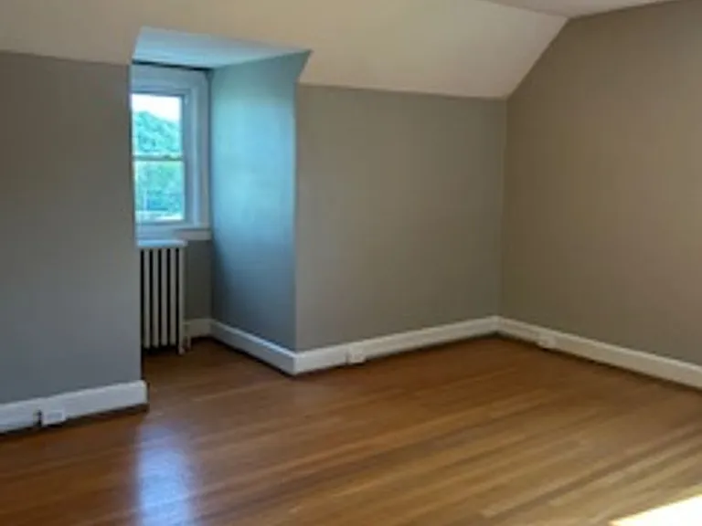 1301 Pickett St — Photo 42