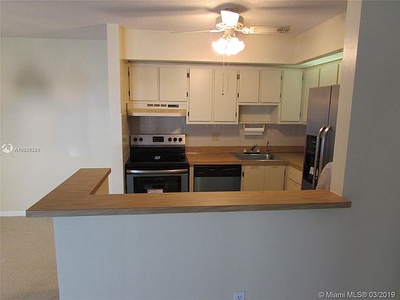 3rd image of 7829 Ashmont Cir #107