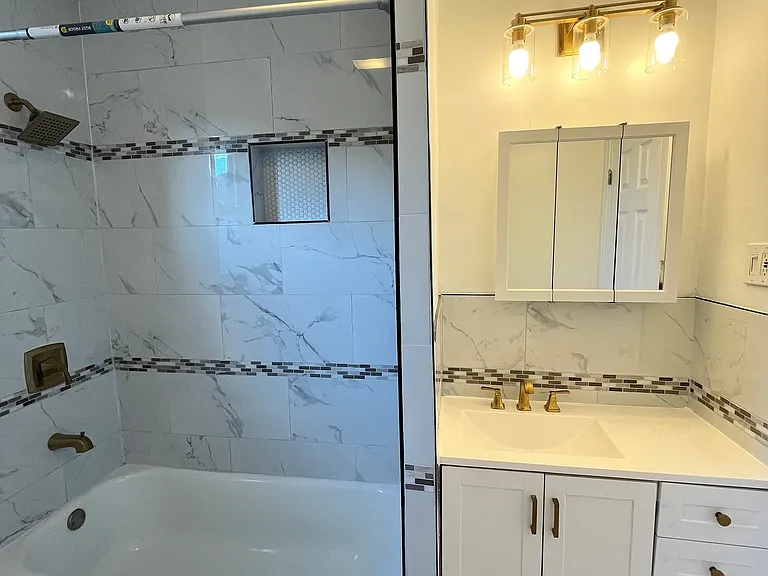 30 Coram St #2 — Photo 12