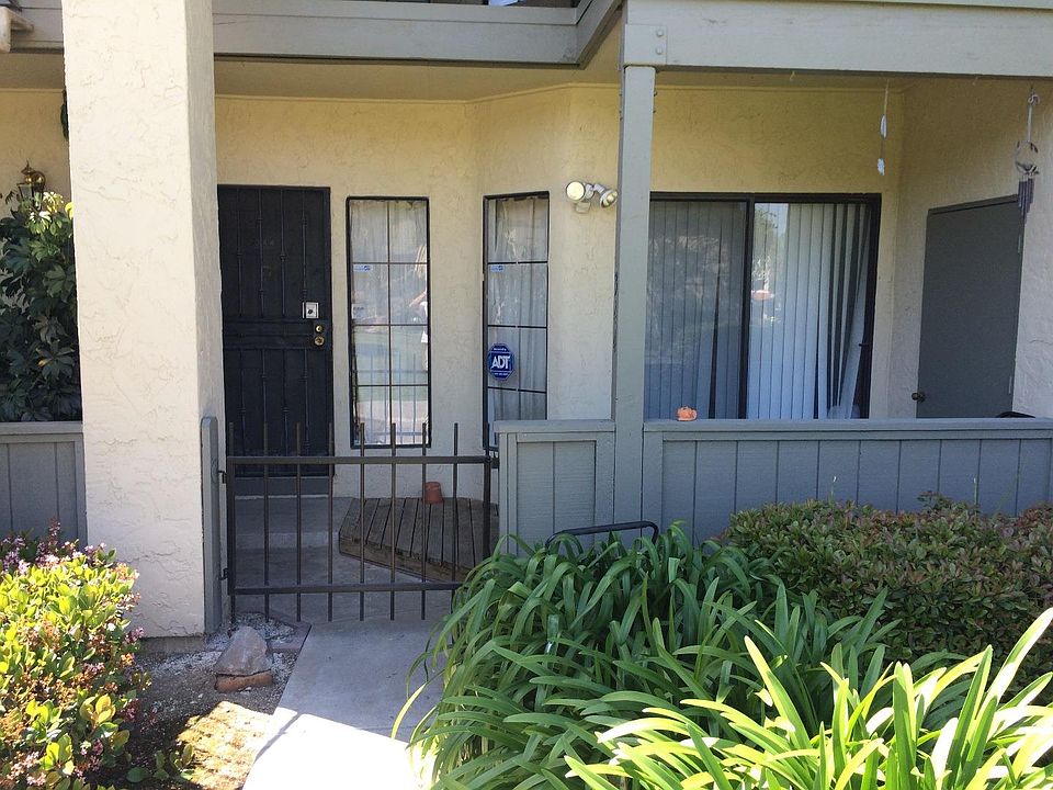 1st image of 344 Kenbrook Cir