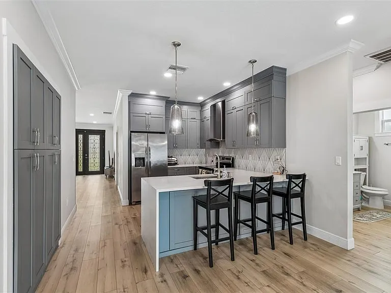 1901 W Cluster Ave — Photo 16