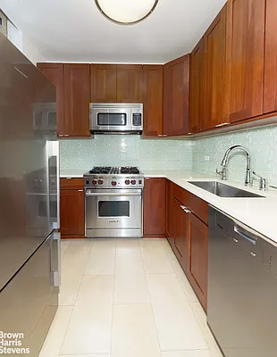 Rented by Brown Harris Stevens | media 10