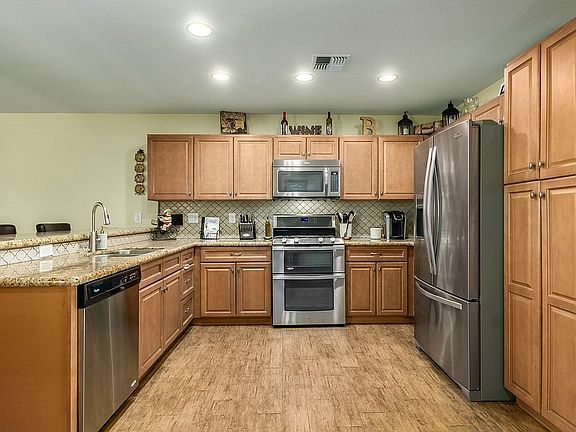 5th image of 17227 N 15th Dr