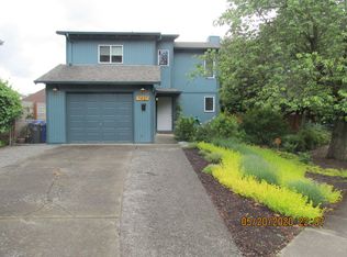 7421 SE Washington St, Portland, OR 97215