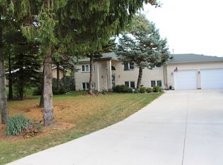 1729 Roslyn Rd, Roselle, IL 60172