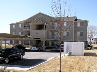 541 E Rosewood Way #4, Layton, UT 84041