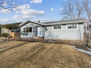 7207 Farrell Rd SE, Calgary, AB T2H 0T7