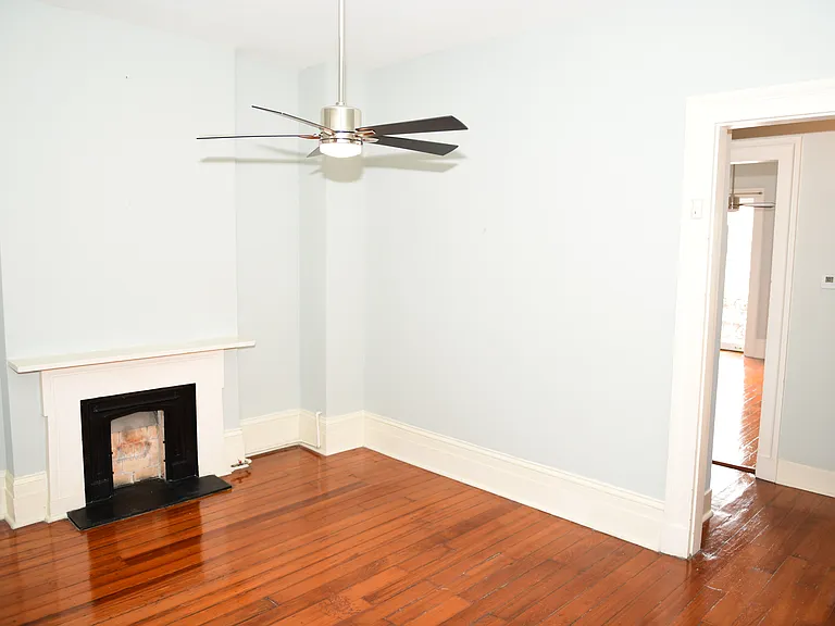 810 Chartres St #3 — Photo 8