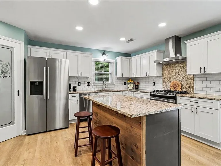 210 Fireside Way — Photo 9