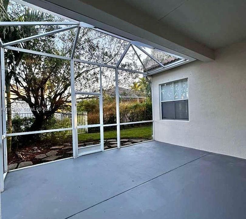 1st image of 1761 Aspen Ln #1761