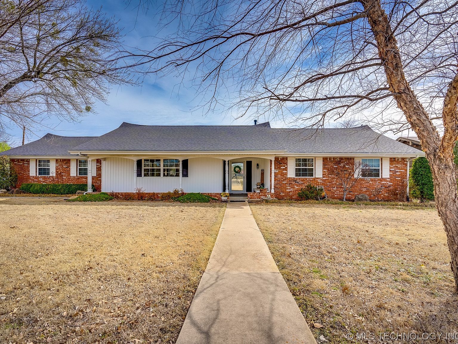 200 S Country Club Rd