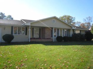 175 Spring Valley Dr, Bloomington, MN 55420