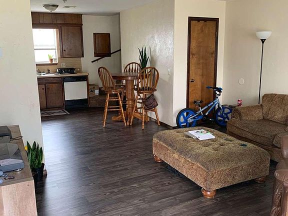 2nd image of 808 N Jefferson St APT F