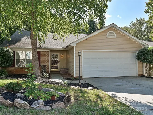 1026 Valley Forge Rd, Clover, SC 29710