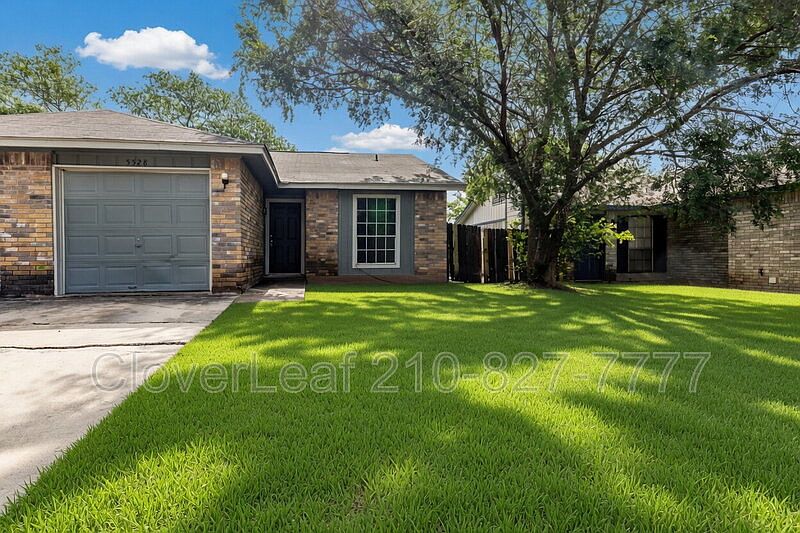 1st image of 5528 Lochmoor