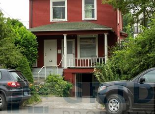 3834 SE Morrison St APT 1, Portland, OR 97214