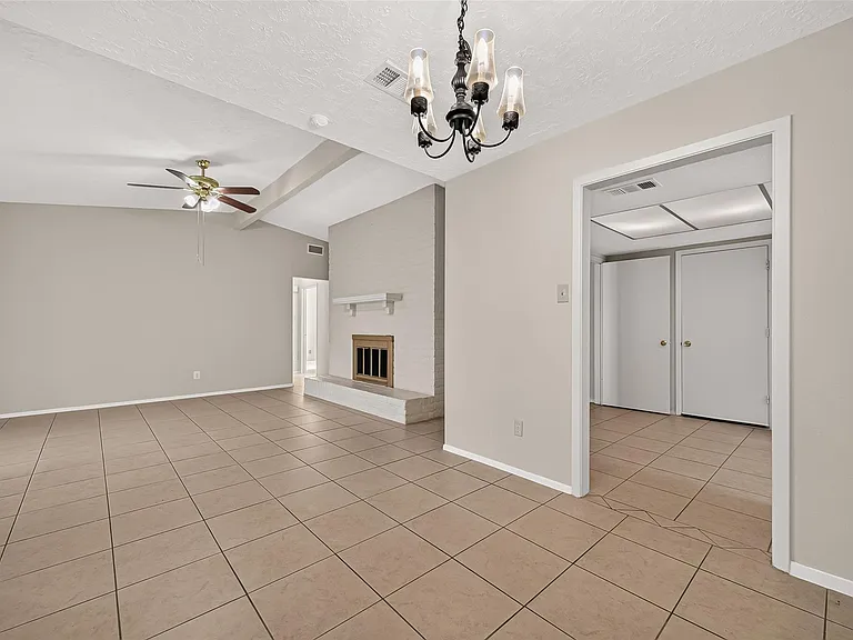 8638 Little River Rd — Photo 15