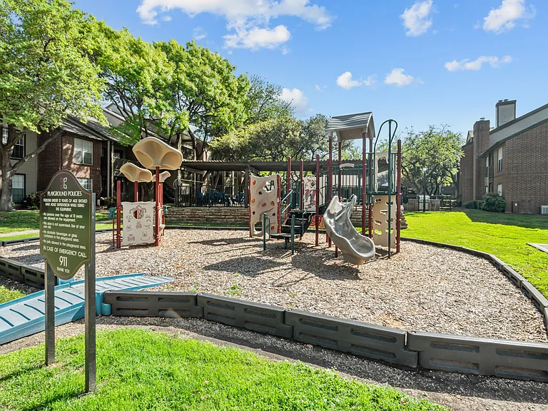 Preston Bend — Photo 13