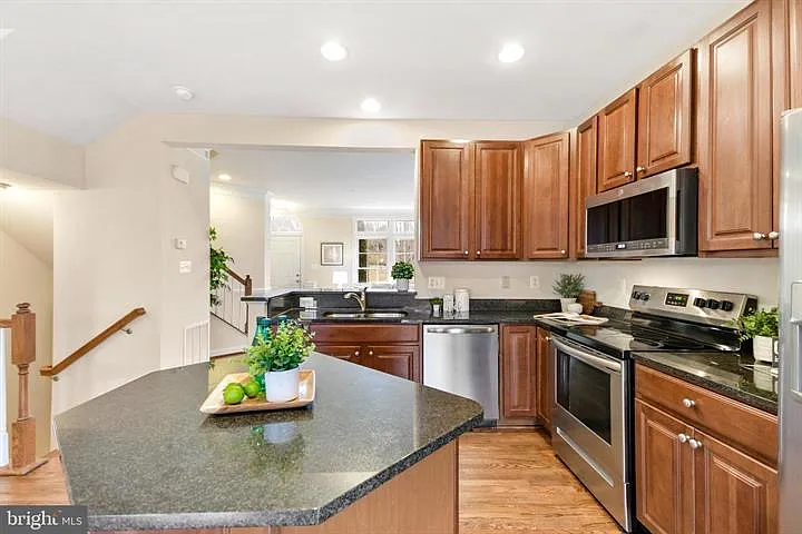 3514 Tabard Ln — Photo 16