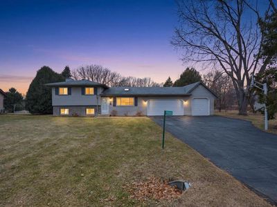 3880 Sunny Wood Drive, Deforest, WI, 53532