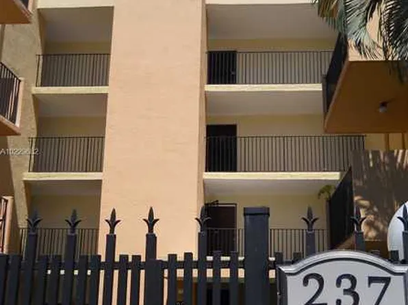 237 SW 13th St APT 407, Miami, FL 33130