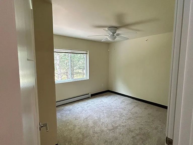 1303 Foothill Ave — Photo 9