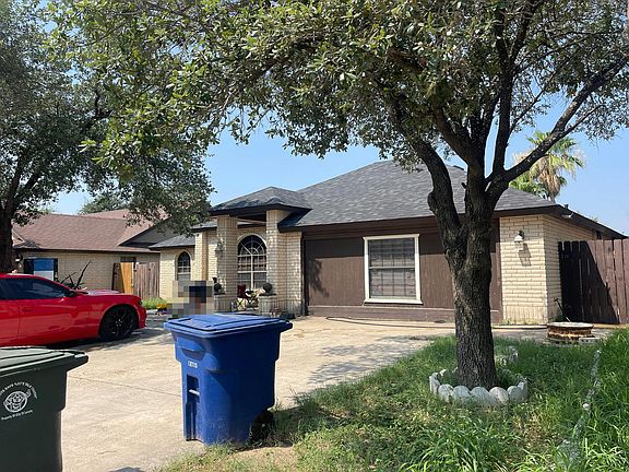 2nd image of 114 Catalina Dr