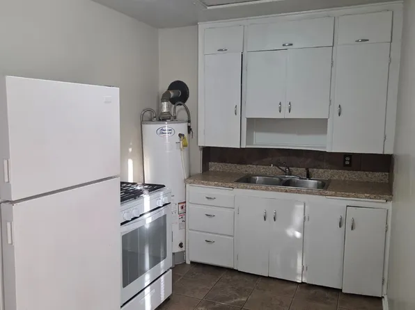 710 W Dayton Ave, Wichita, KS 67213