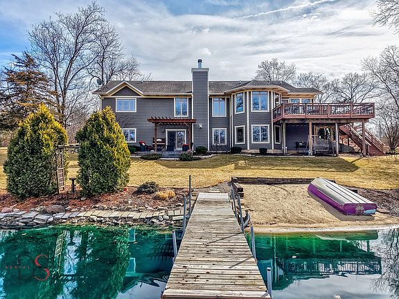 4th image of 941 N 2150th Rd