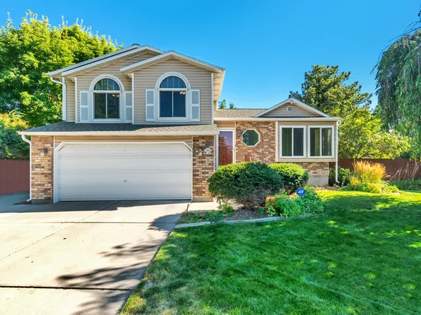 582 E Meadow Hill Dr, Sandy, UT 84070