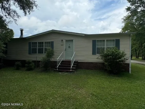 4244 Grover Smith Road, Grimesland, NC 27837