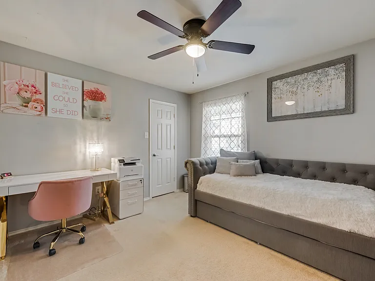 9805 Tanglebrush Dr — Photo 11