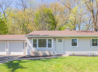 3016 Santos Ave, Kalamazoo, MI 49006