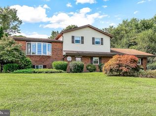 819 Stone Hill Rd, Shoemakersville, PA