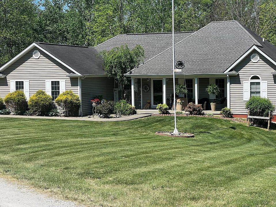 1st image of 211 Cave Valley Rd