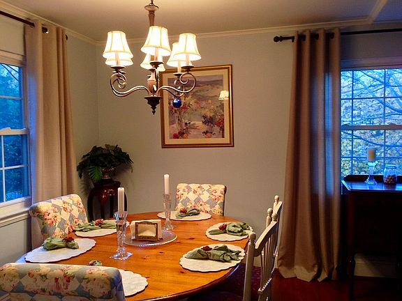 5th image of 923 Brentwood Dr