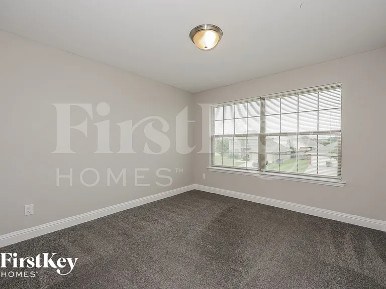 15630 Gatsby Ln — Photo 14