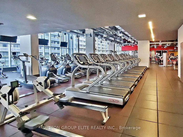 386 Yonge St #2903 — Photo 10