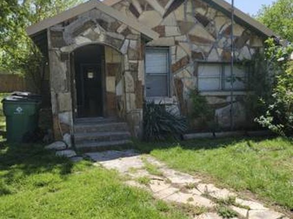 307 E Live Oak
