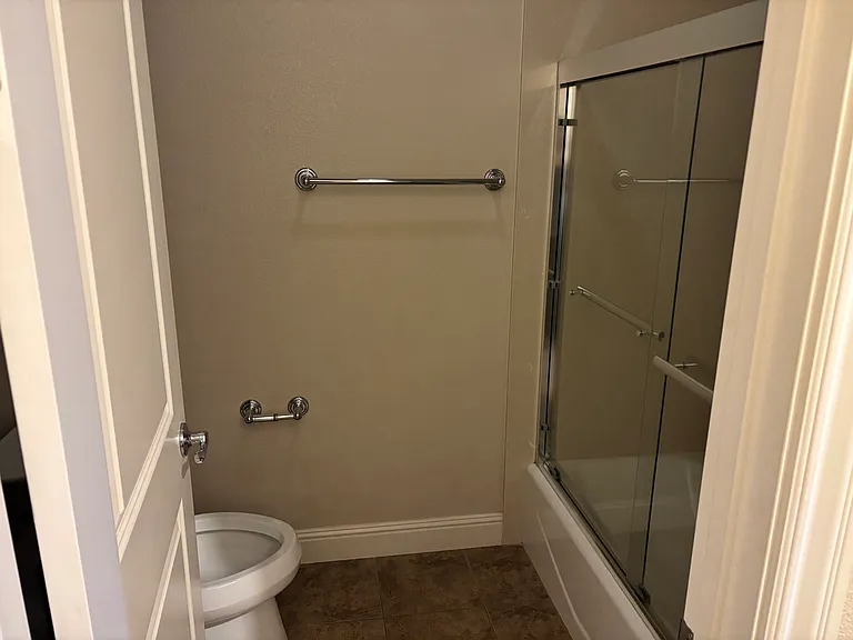 Upstairs Full Bath