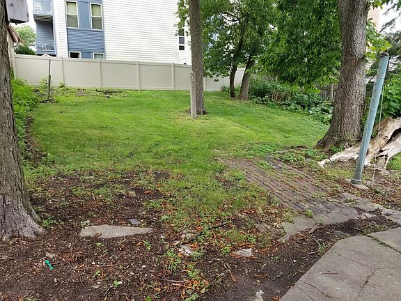 4th image of 1857 N Humboldt Ave