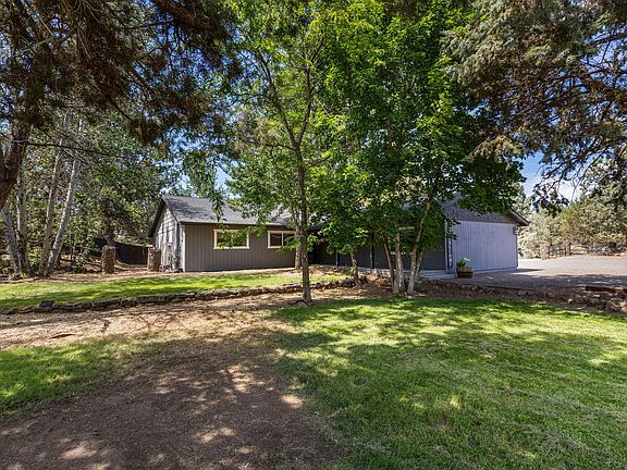5th image of 63425 Deschutes Market Rd